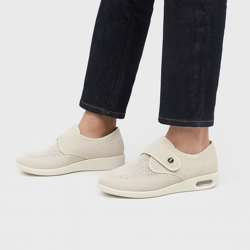 THRUSTYLE | Wide Comfort Shoes