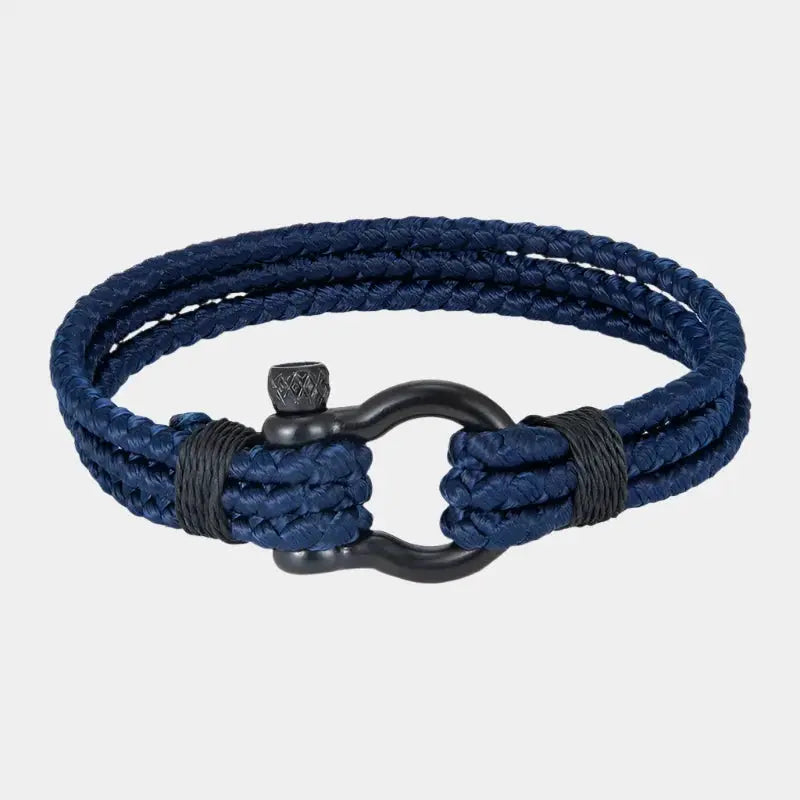 Minimalist Navy Bracelet – Understated Sophistication in Every Detail