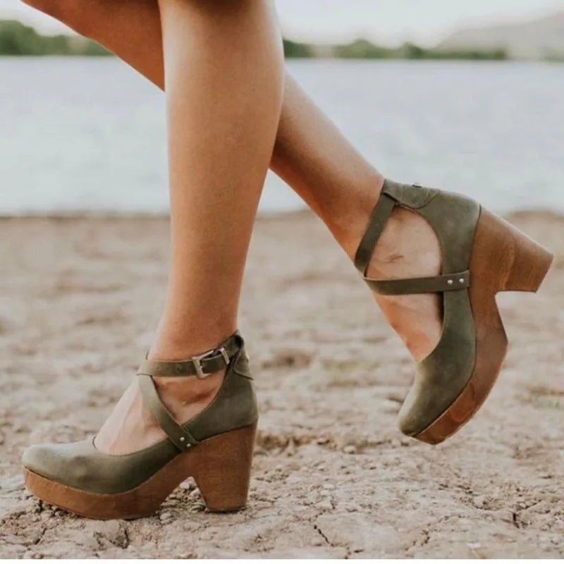 Women’s Vegan Leather Heels – Modern Elegance in Black or White-2