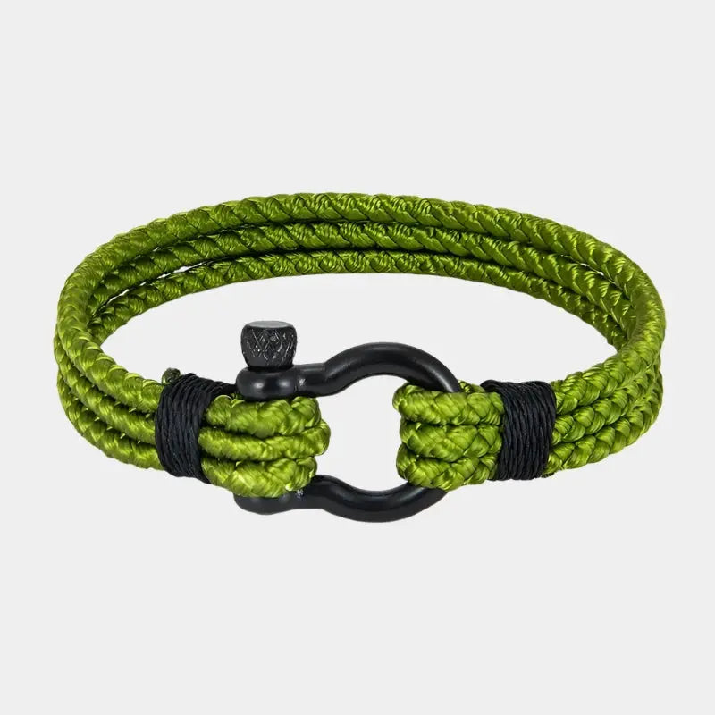 Minimalist Navy Bracelet – Understated Sophistication in Every Detail