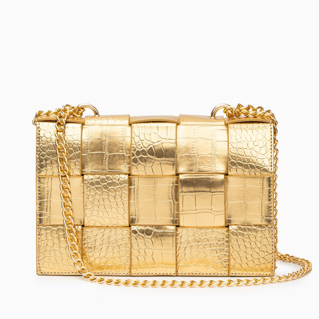 crocodile pattern bag, crossbody bag, chain link bag, magnetic closure bag, chain handle bag, women's crossbody purse, crossbody purse, crossbody bags for women, crossbody, small crossbody bag, large crossbody bags, leather crossbody purse, leather crossbody bags for women, small leather crossbody bag