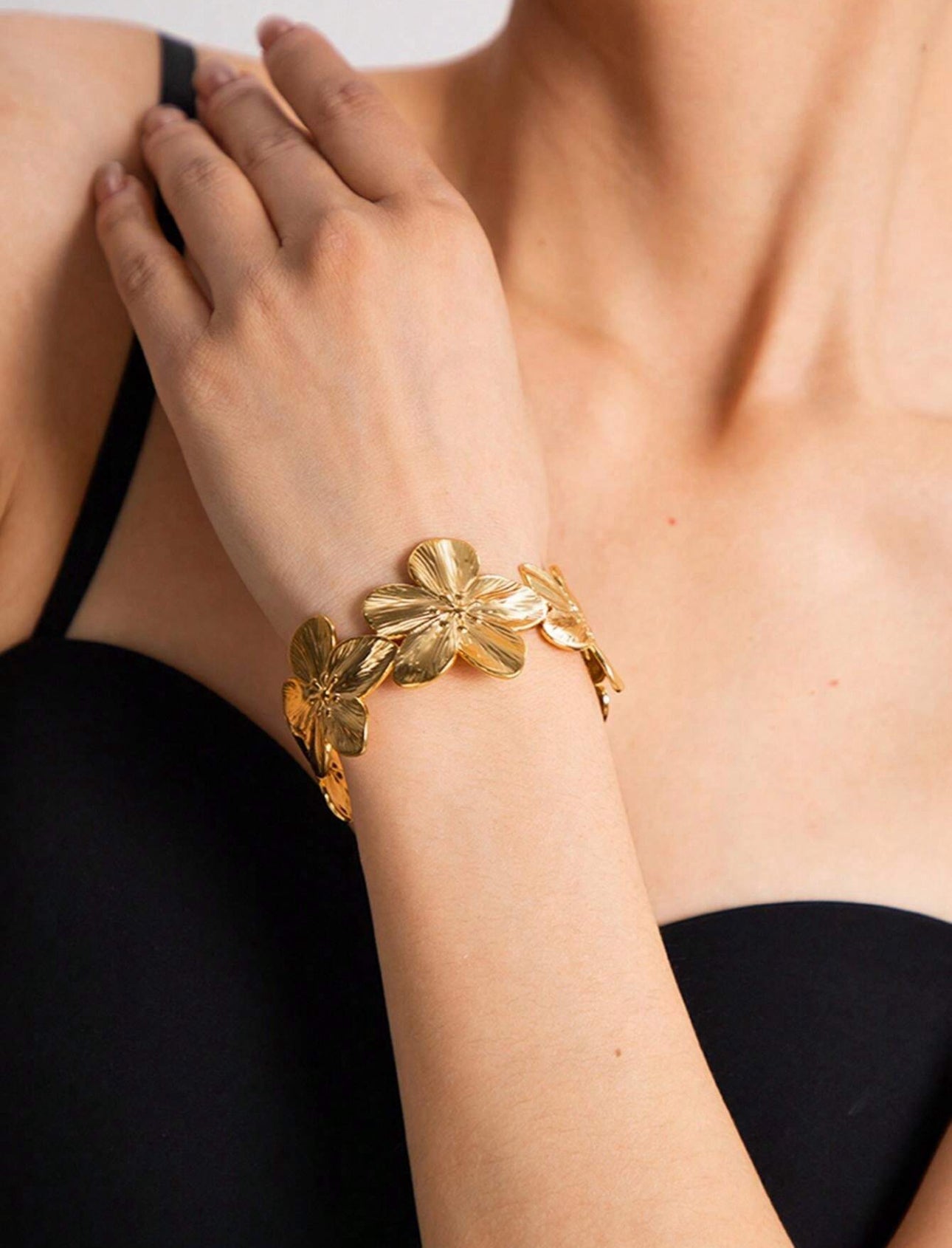 Abbey Cuff Bangle
