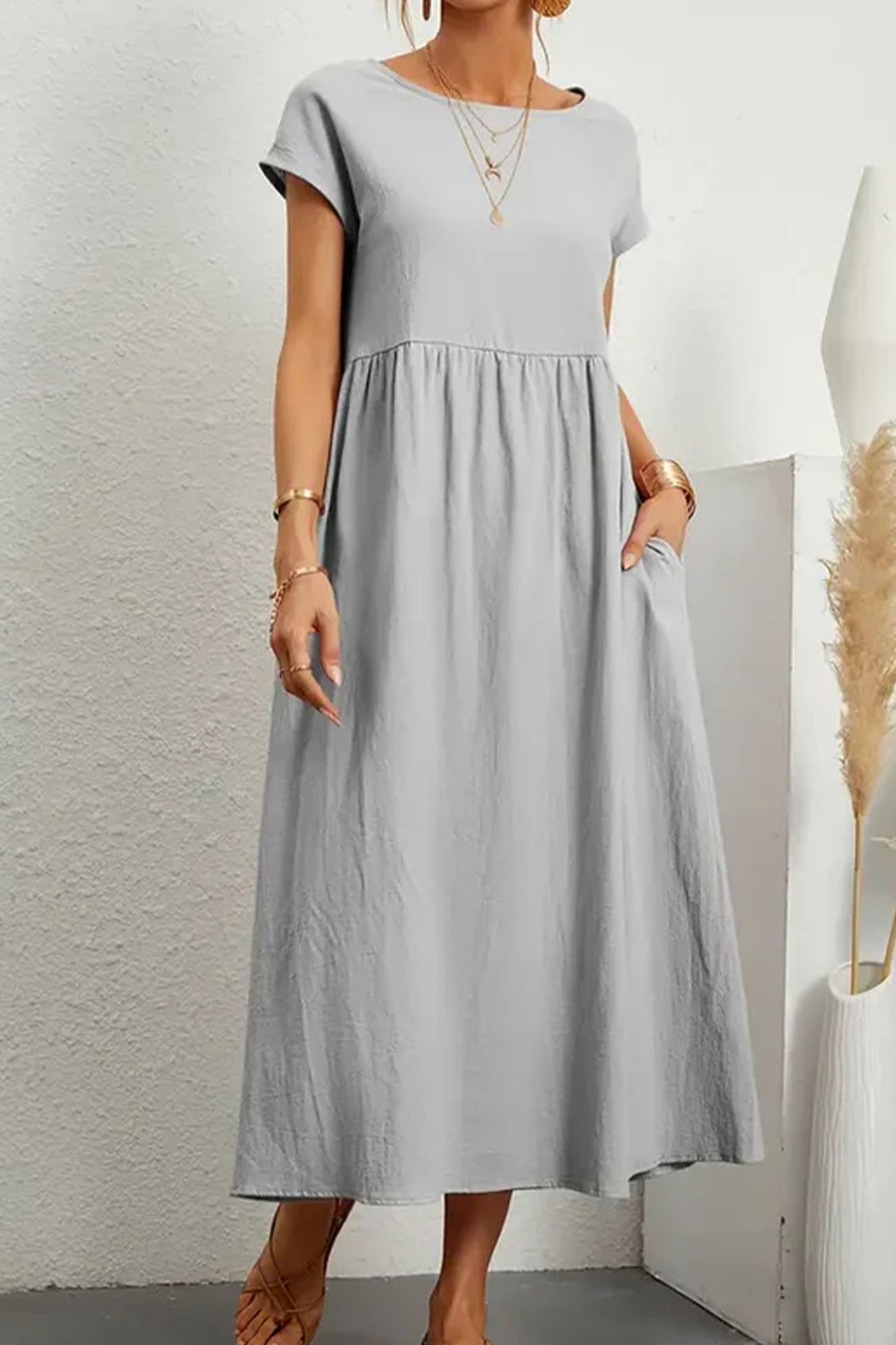 Elen Solid Short Sleeve Midi Dress