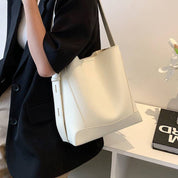 Genuine Leather Tote Bag – Spacious and Versatile Design N