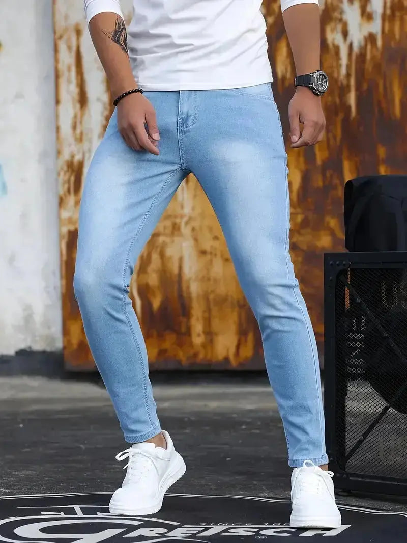 Men’s Slim Fit Stretch Jeans – Tapered Denim, Comfortable & Stylish
