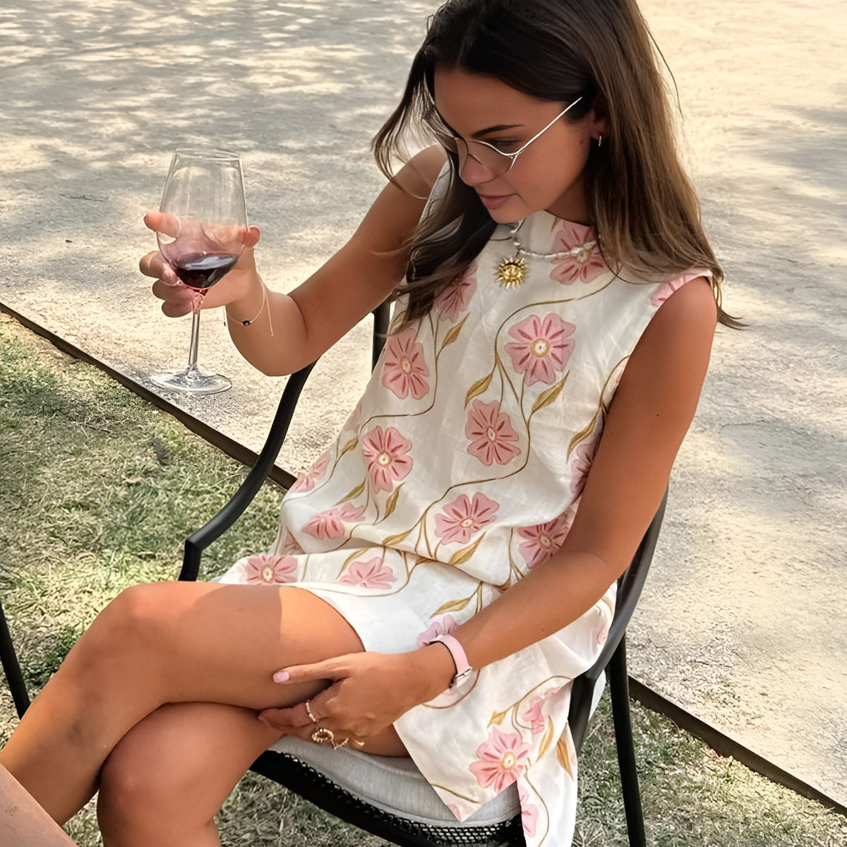 feminine floral dress, summer party dress, vacation dress for women, casual dresses, resort dresses, vacation outfits women, beach vacation dresses, casual sundresses, summer day dresses, casual day dresses, cute vacation outfits, women's summer outfits, casual summer outfits, women's casual clothes, vacation dresses beach, casual beach dresses, summer cocktail dresses, simple dresses